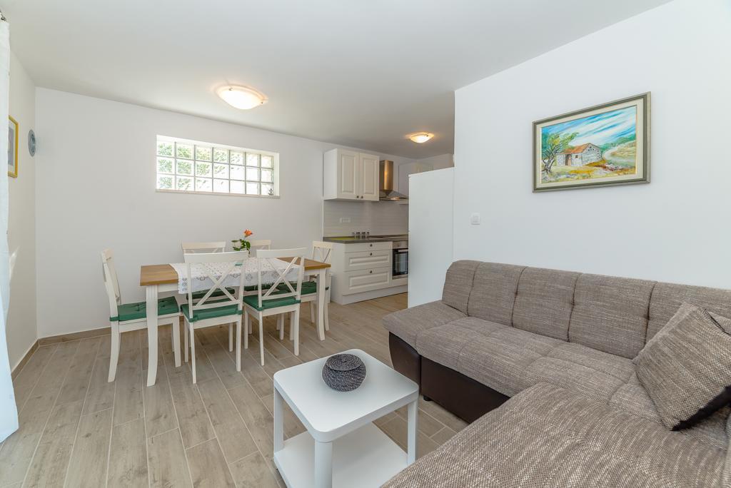 Apartment Robinson Podvrsje Zewnętrze zdjęcie